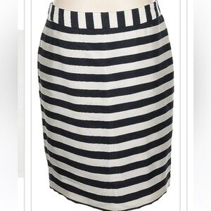 Worthington (Size 12) Black and White Striped Back Slit Mini Skirt